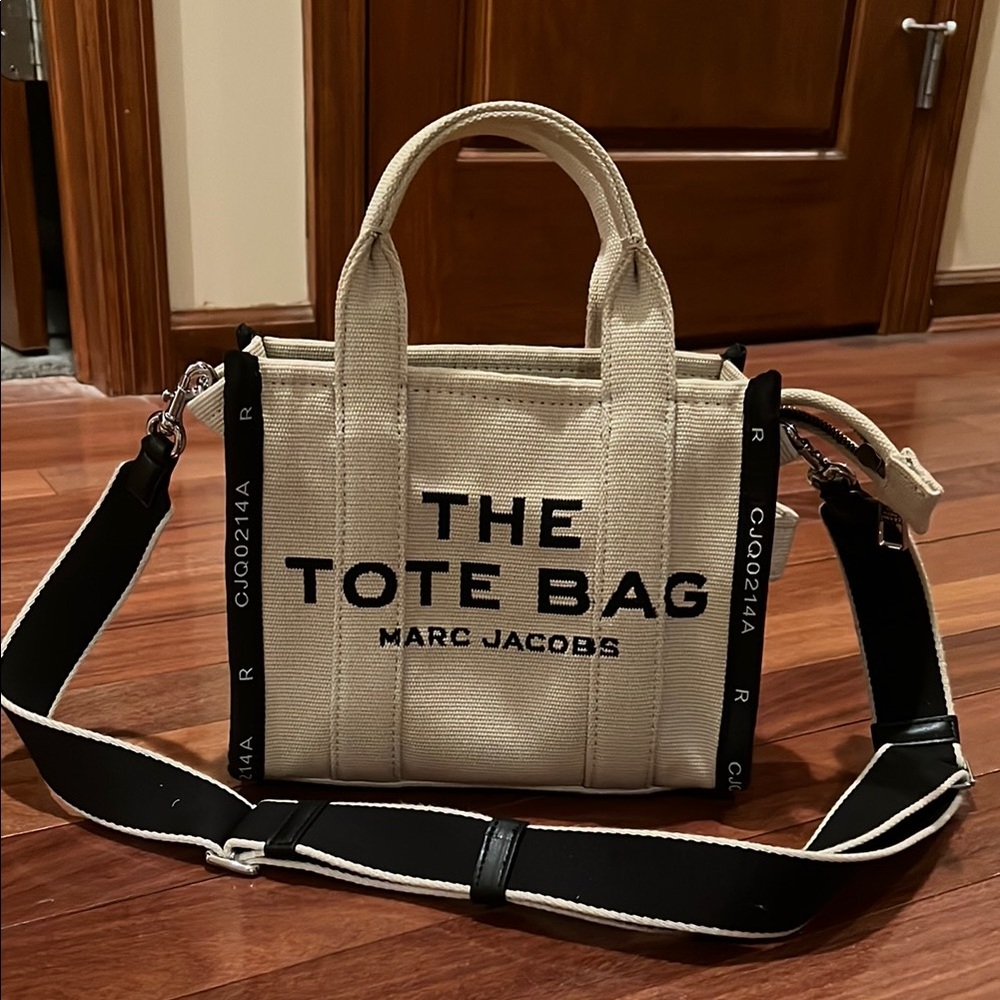 Marc Jacobs The Canvas Small Tote Bag